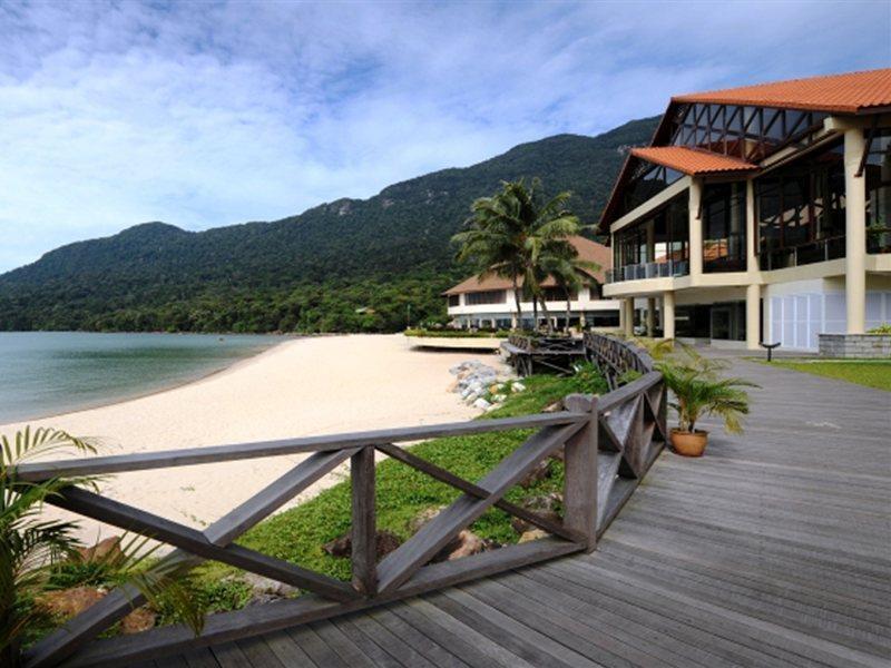 ดาไม ปูริ รีสอร์ท แอนด์ สปา กูชิง ภายนอก รูปภาพ The beach at the Pangkor Laut Resort